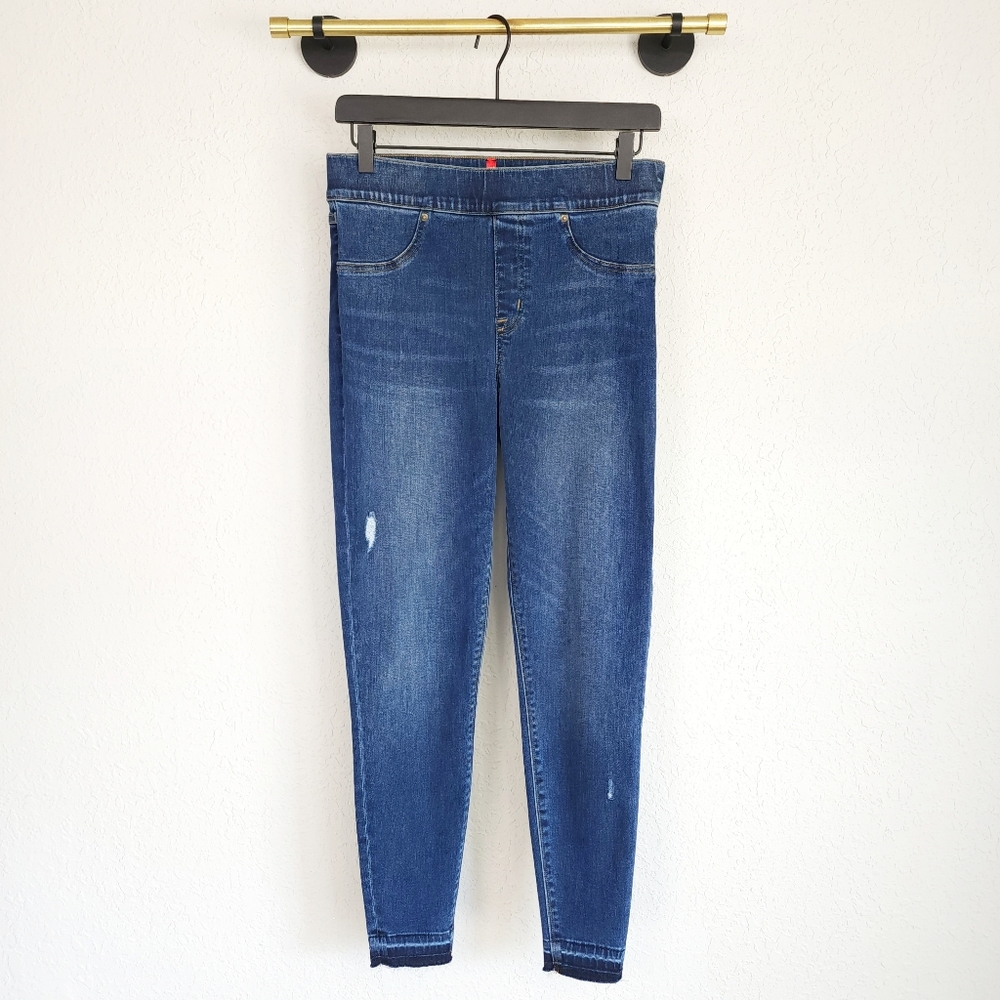 Spanx M Comfortable Stretch Denim Distressed Ankle Skinny Jeans Medium Wash